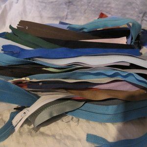 25 Assorted Zippers Craft Lot/Bundle
